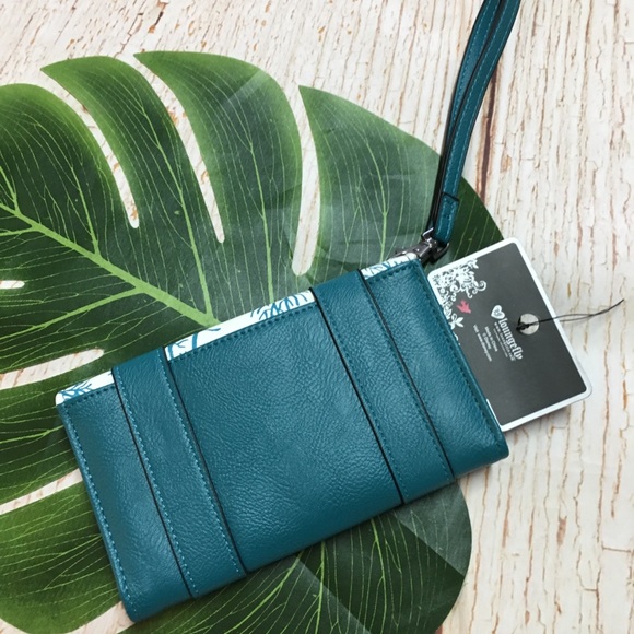 New Disney Loungefly Ariel Mermaid Wallet - Picture 4 of 8